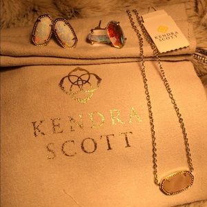 Kendra Scott Earrings/Necklace Set